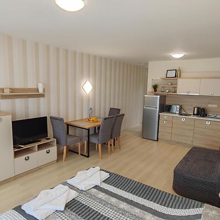 Студио Atia Resort Chernomorets Buitenkant foto