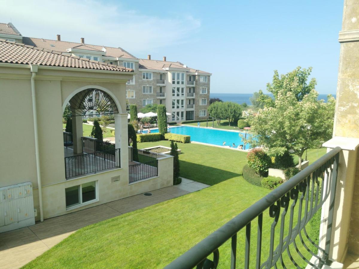 Студио Atia Resort Chernomorets Buitenkant foto